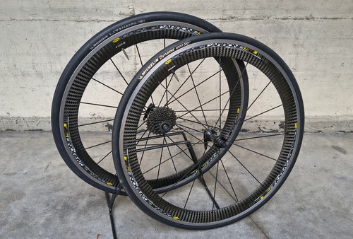 Mavic cosmic carbone 40mm - carbone,